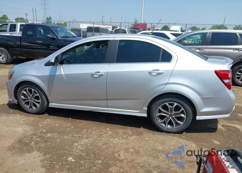 2020 Chevrolet Sonic Fwd Lt z USA, uszkodzony, nr VIN 1G1JD5SB2L4106427